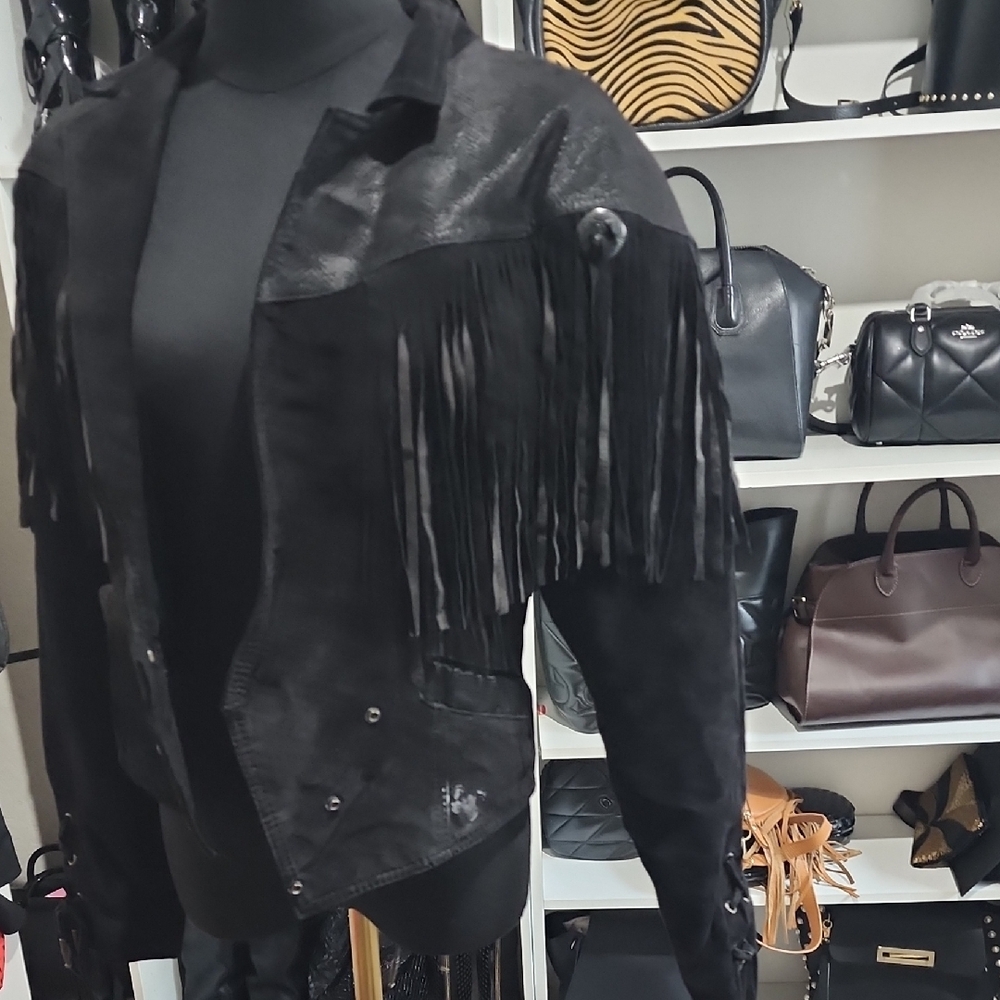 Vintage Black Leather Fringe Jacket - Picture 5 of 10